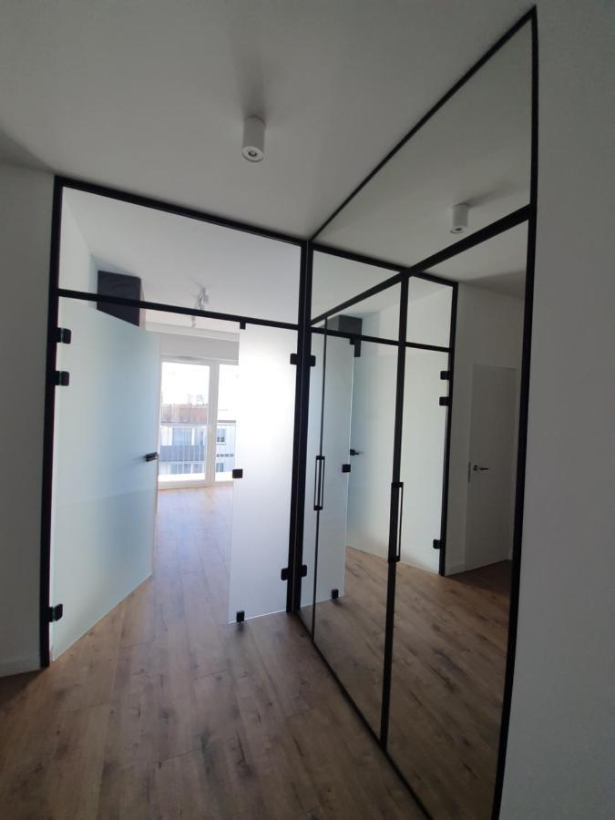 Home Apartament Metro Mlociny 97 Warschau Buitenkant foto